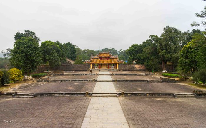 Tombeau impérial Hué Vietnam