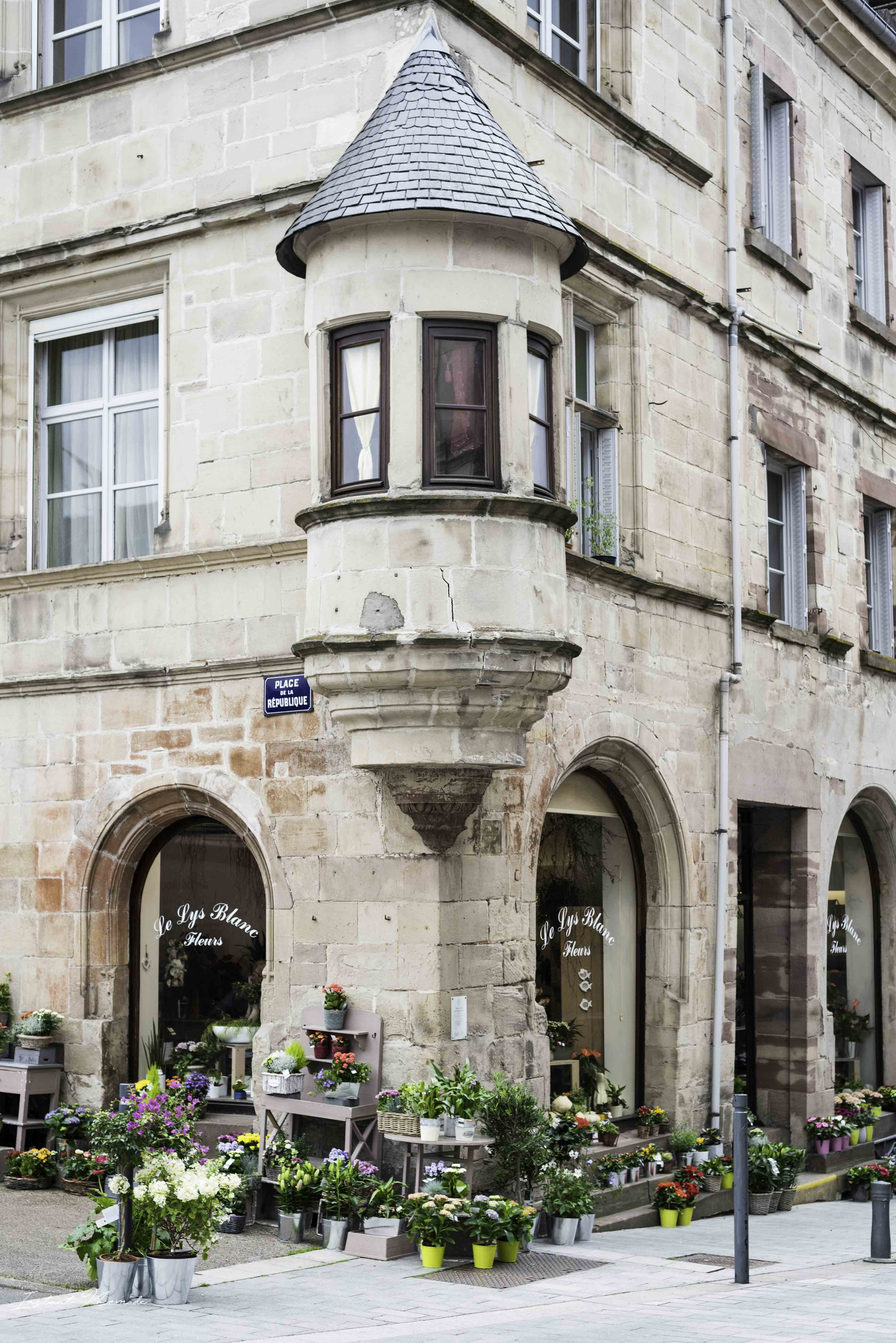 façade luxeuil les bains vosges du sud