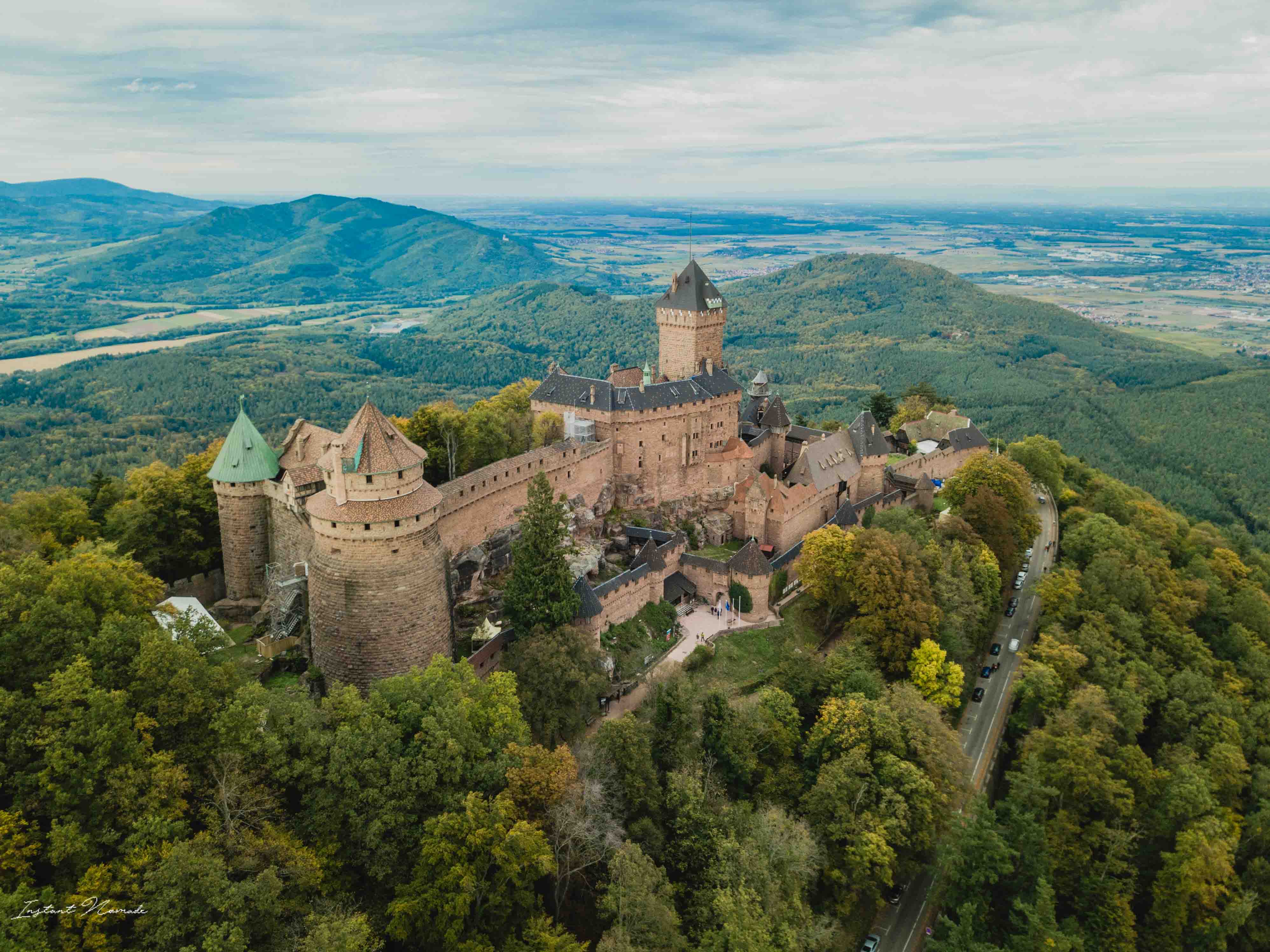 drone alsace chateau haut koenigsbourg