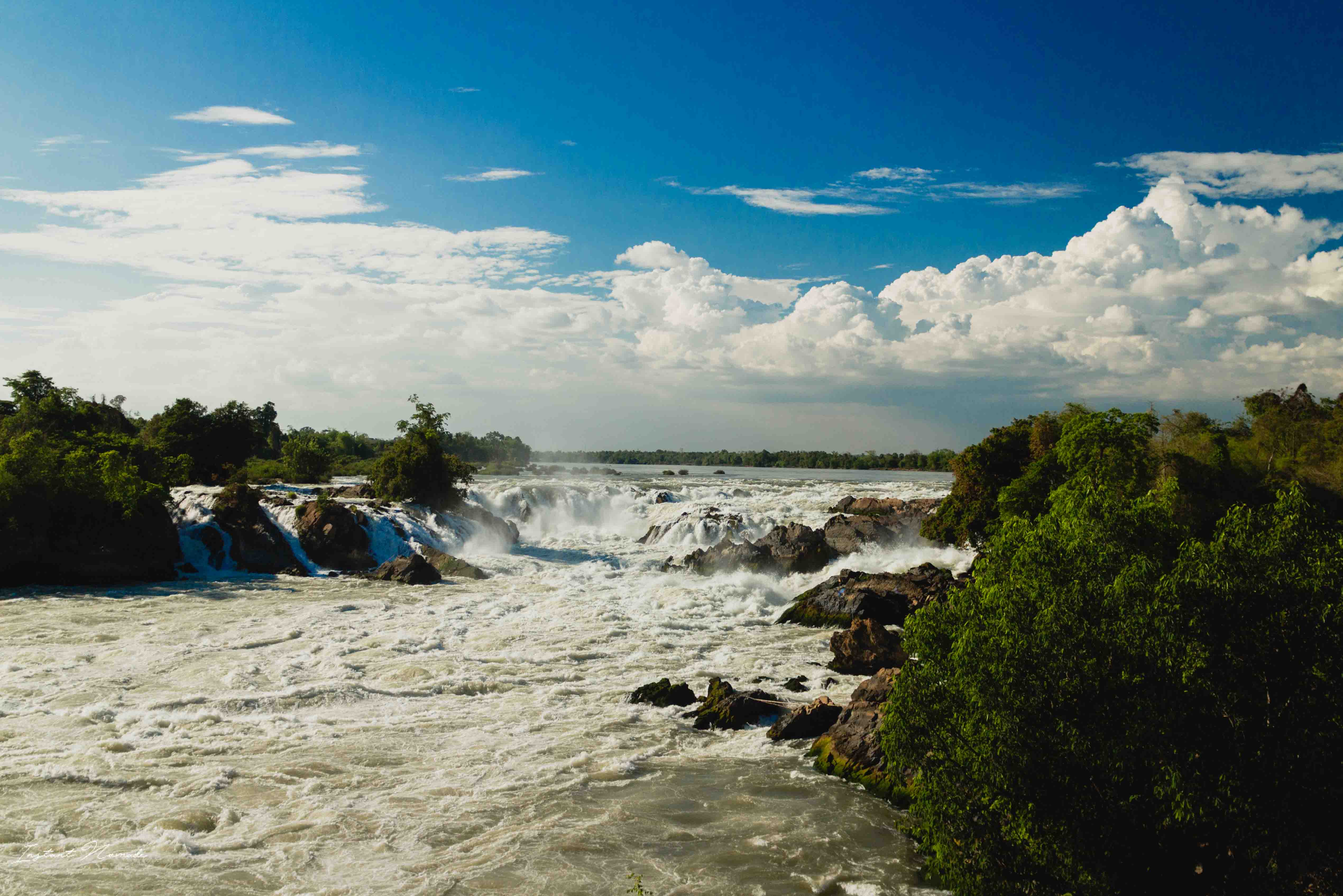 Khonephapheng Waterfall park 4000 laos iles chute d'eau