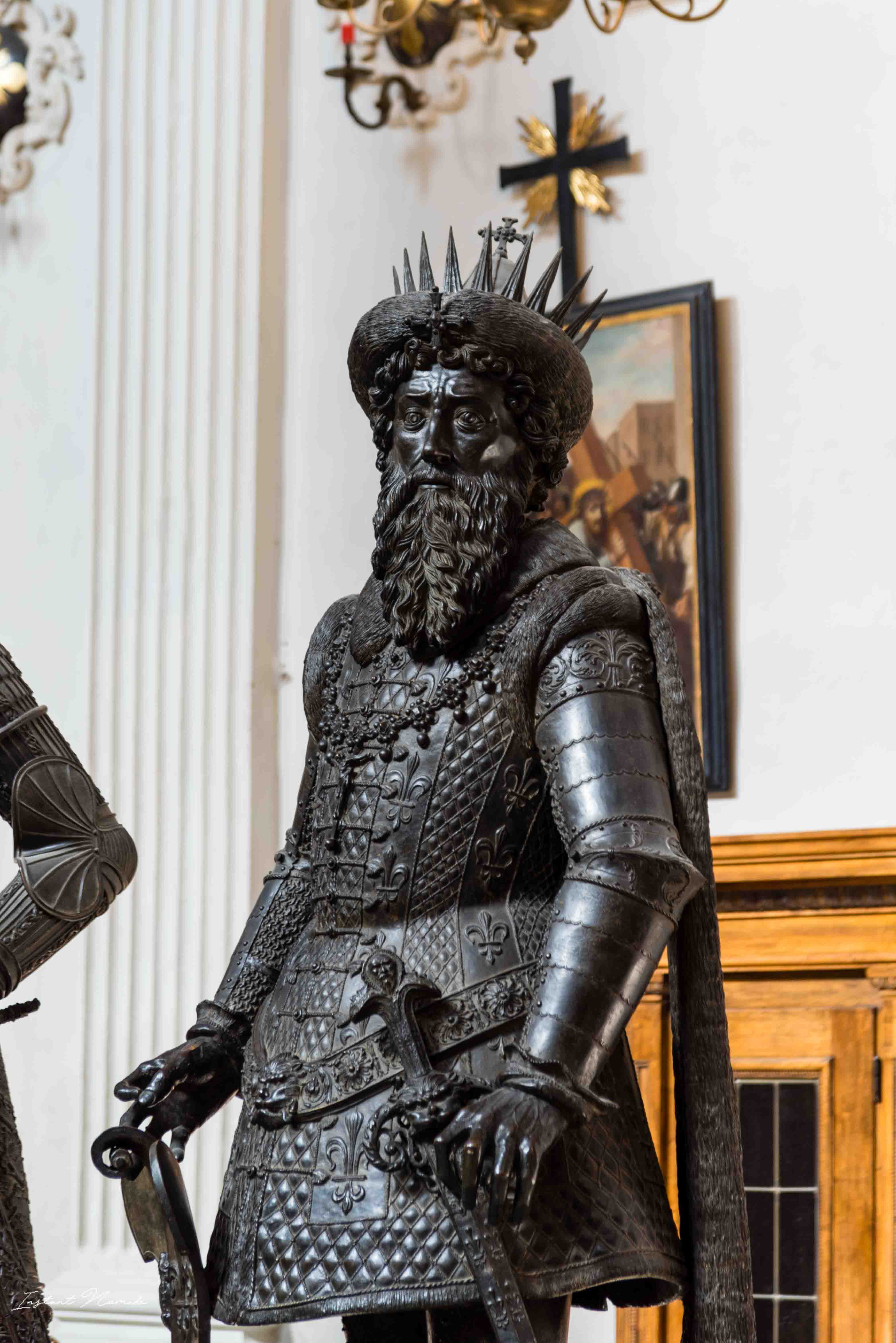 statue hopfkirche innsbruck