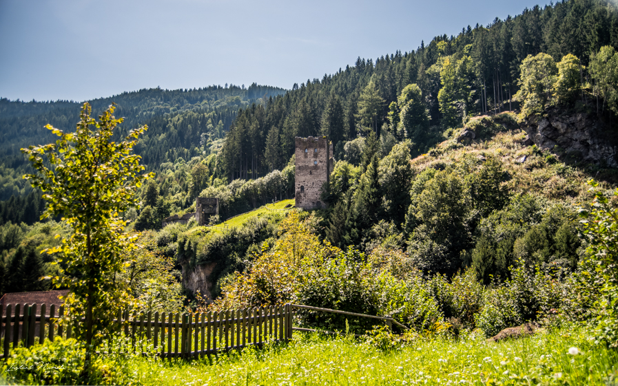 ruines friesach autriche