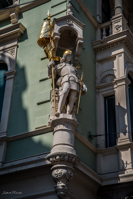 statue maison graz autriche