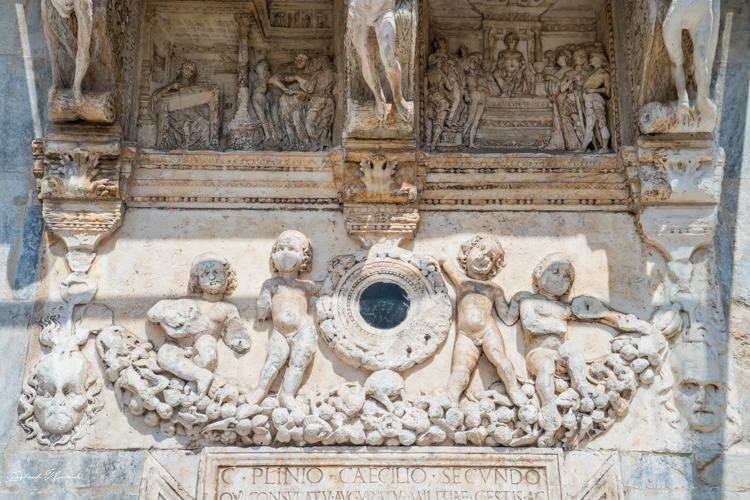 détails cathédrale come italie