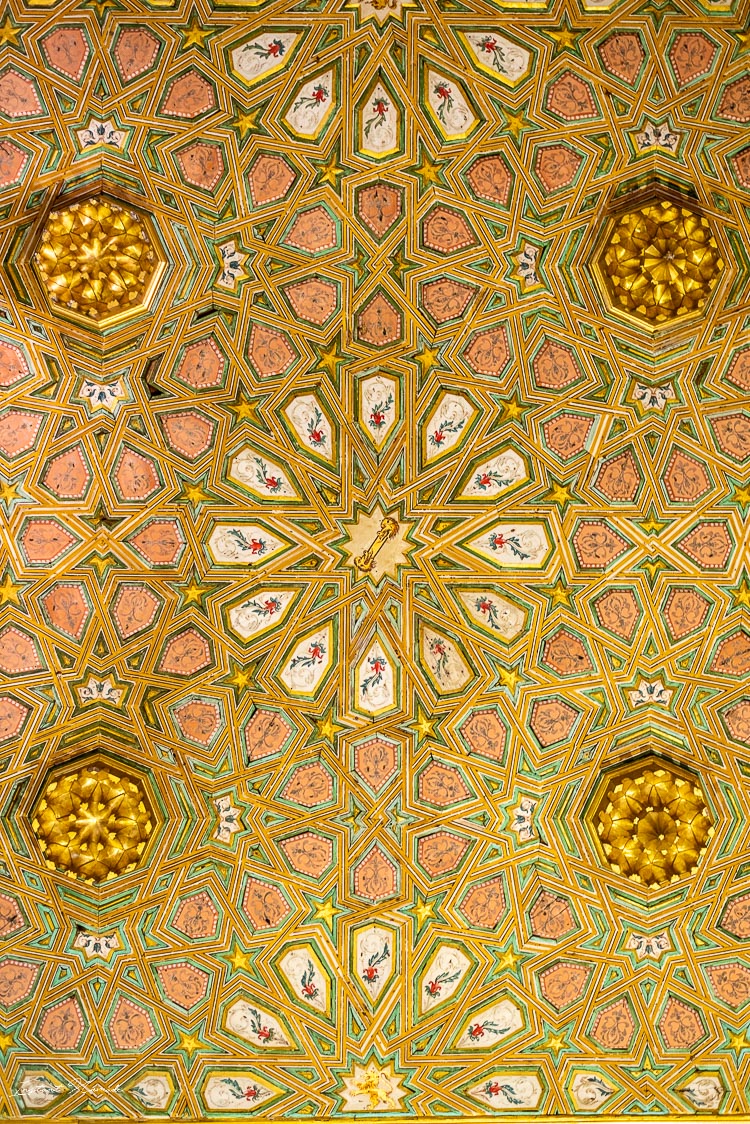 details alcazar seville