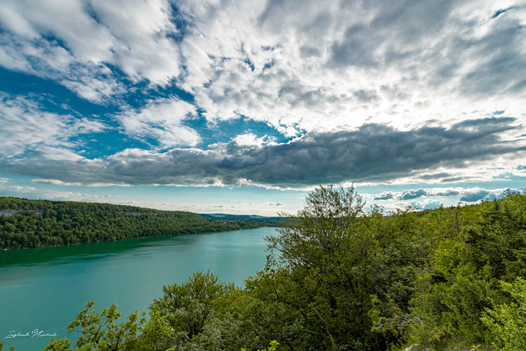 lac_de_chalain_vue_promenade