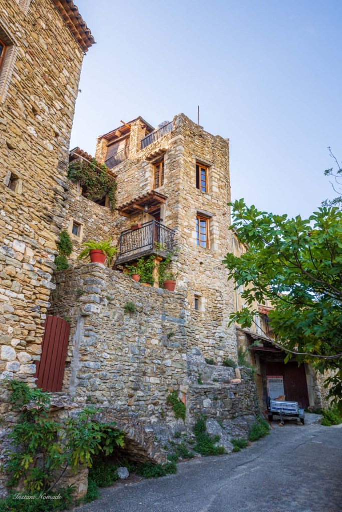 maisons saint montan ardeche