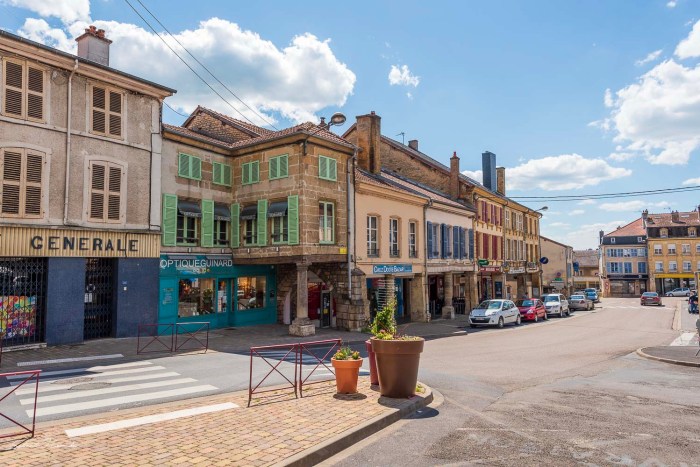 place des arcades stenay