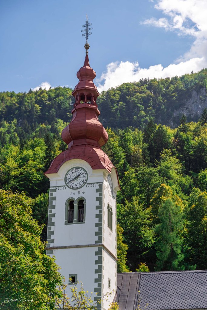 eglise rouge slovenie