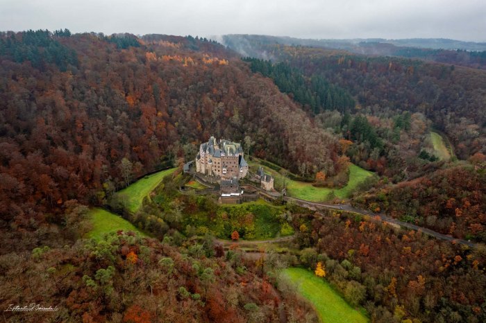 burg eltz vue drone
