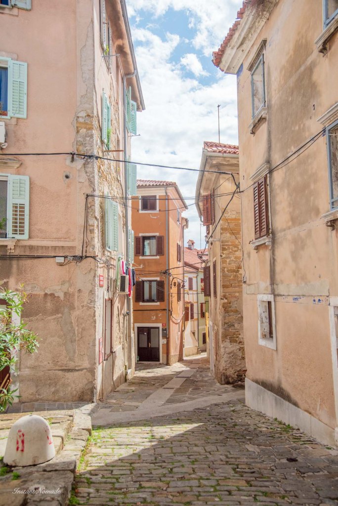 ruelle medievale cote slovene