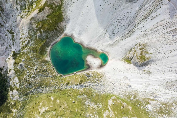 lac tre cime dolomites
