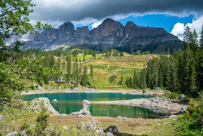 lago di carezza italie