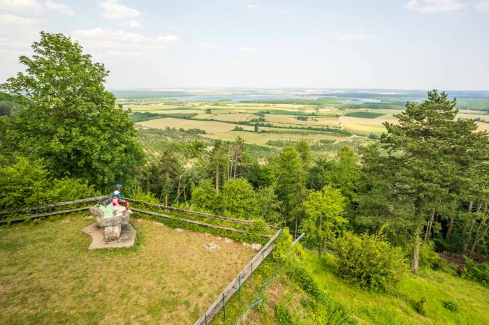 point de vue chapelle des bures lac madine