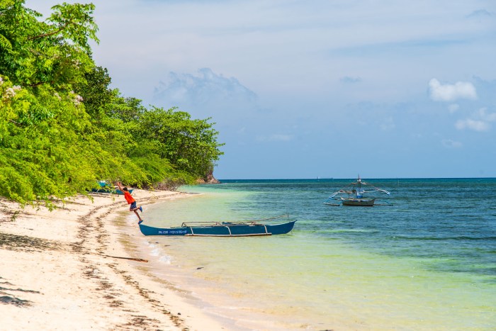 marcilla beach bateau philippines