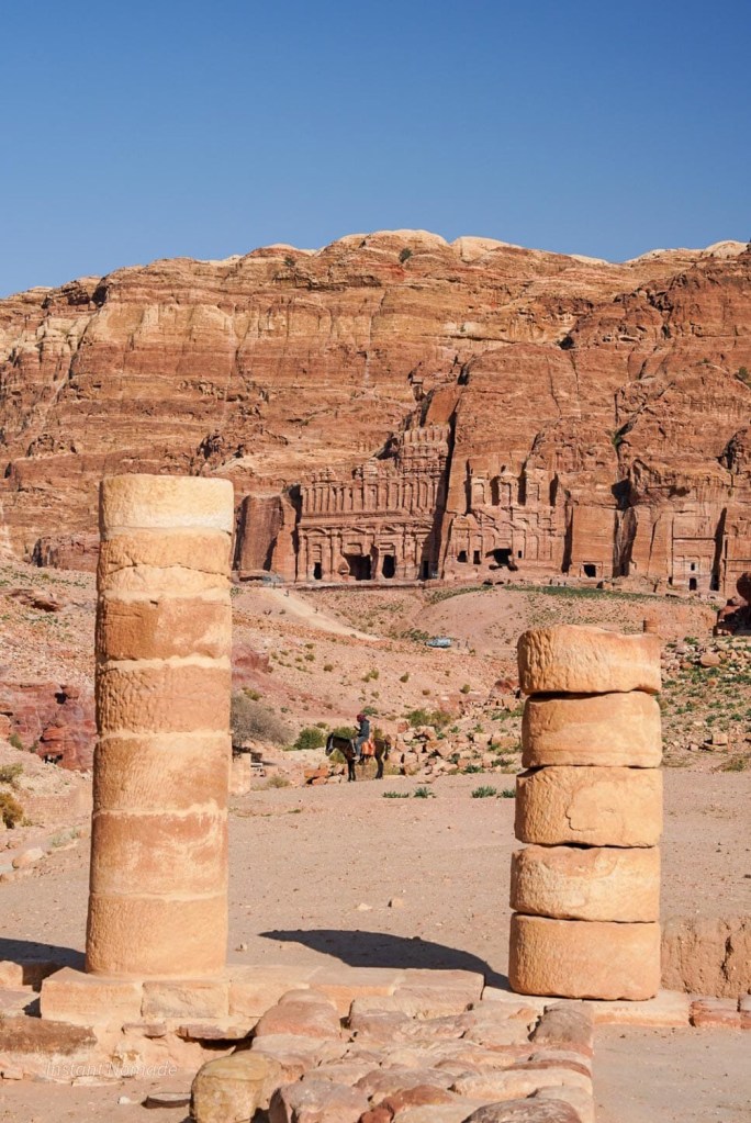 colonnes petra jordanie