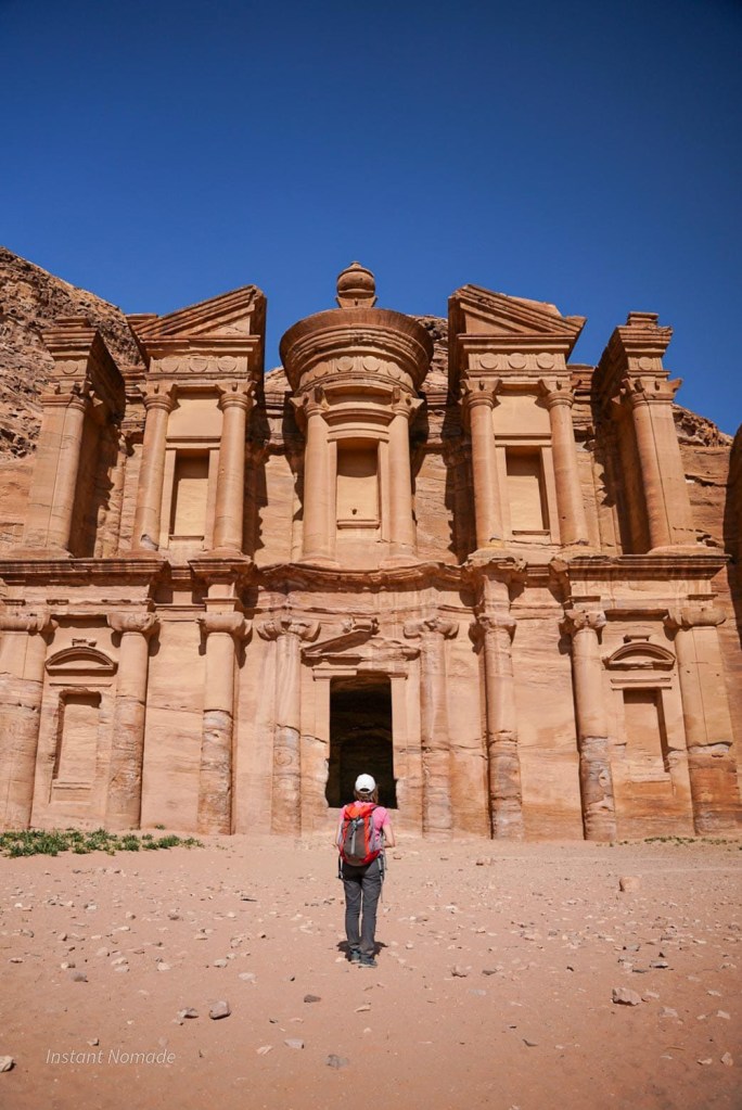 entree monastere petra jordanie