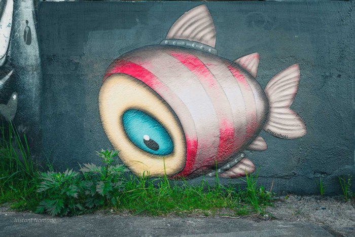 street art poisson nsdm amsterdam