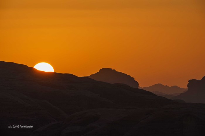 coucher soleil desert wadi rum jordanie