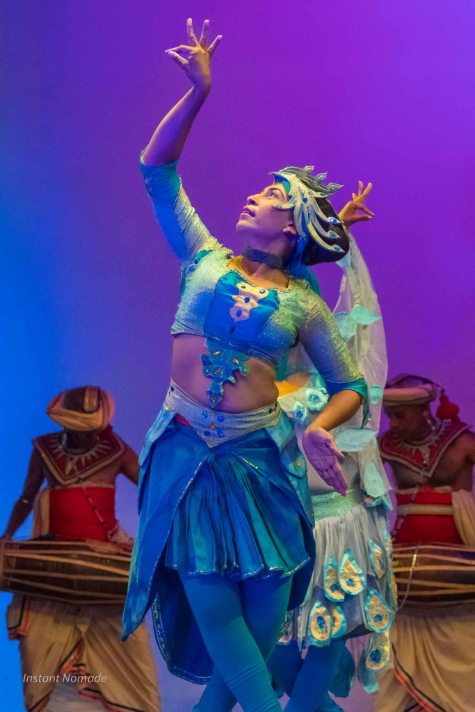 danse des mains d'un danseuse du kandy lake club