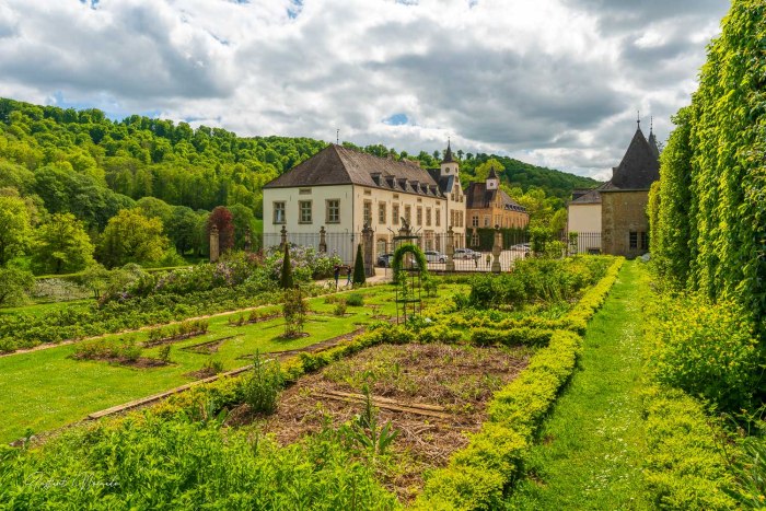 jardin et chateau d'azembourg luxembourg