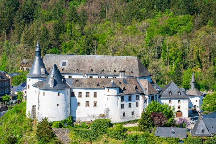 point de vue chateau de clervaux luxembourg