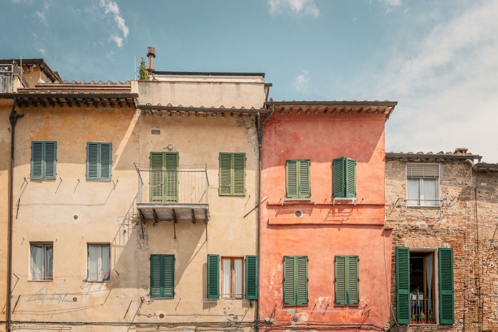 façade maison sienne toscane