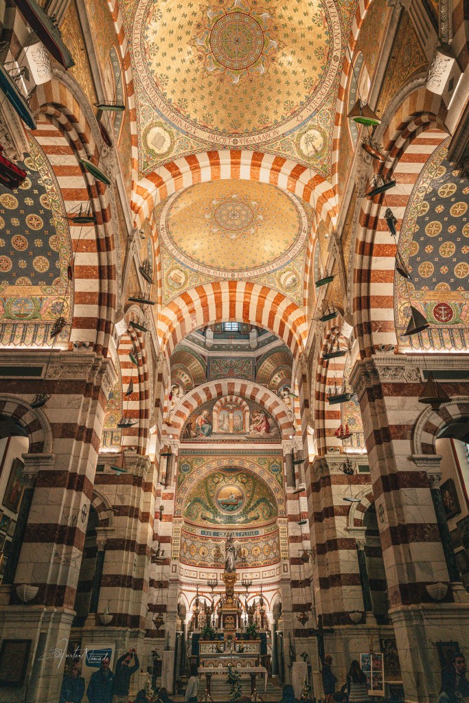 intérieur cathedrale notre-dame de la garde