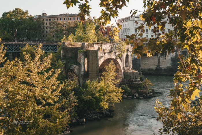 pont emilius rome italie