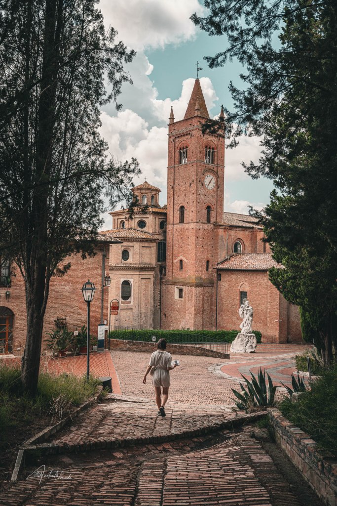 abbaye monte oliveto toscane entrée